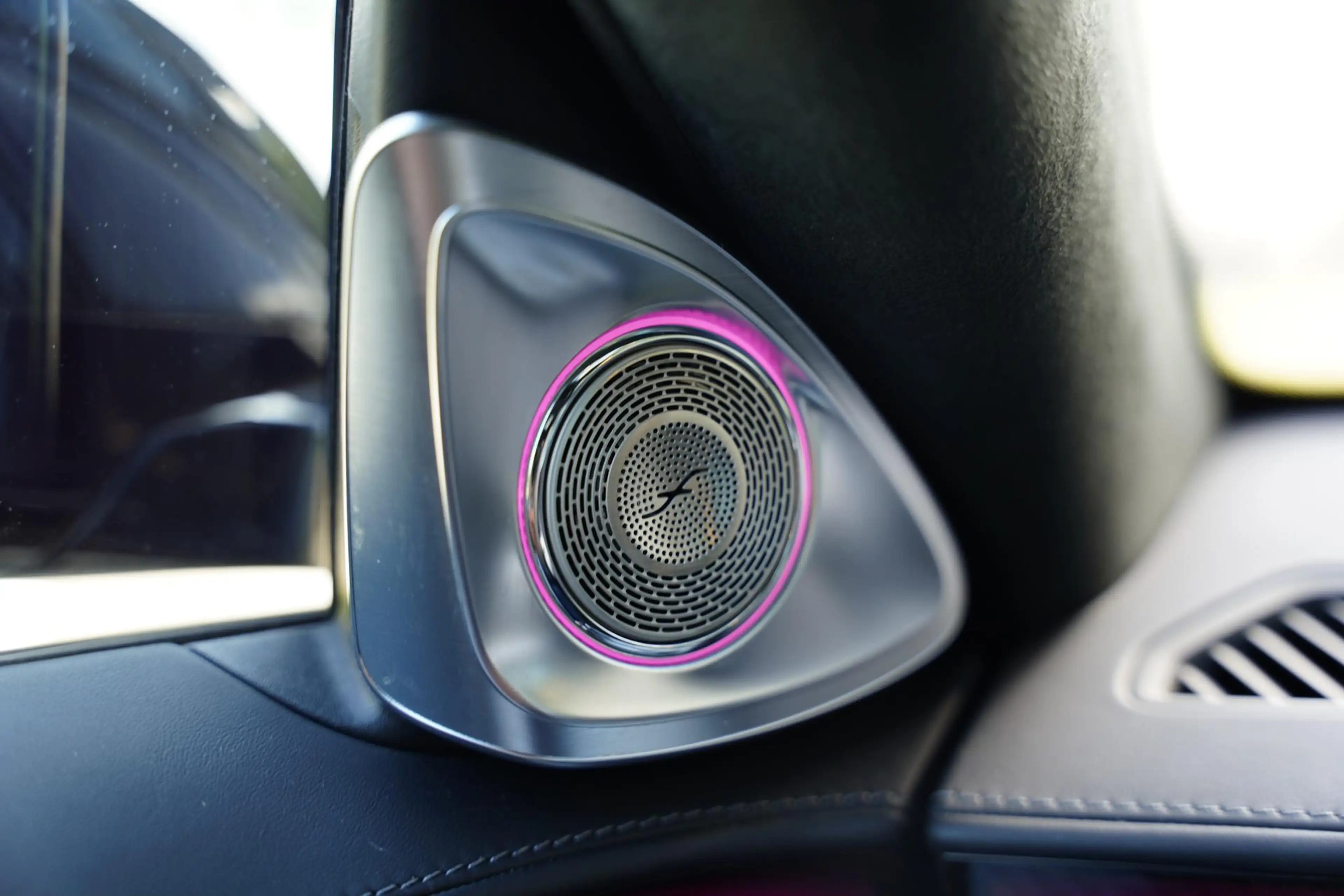 Mercedes-Benz S 63 AMG S E Performance / Carbon Pakket / Burmester — photo 21