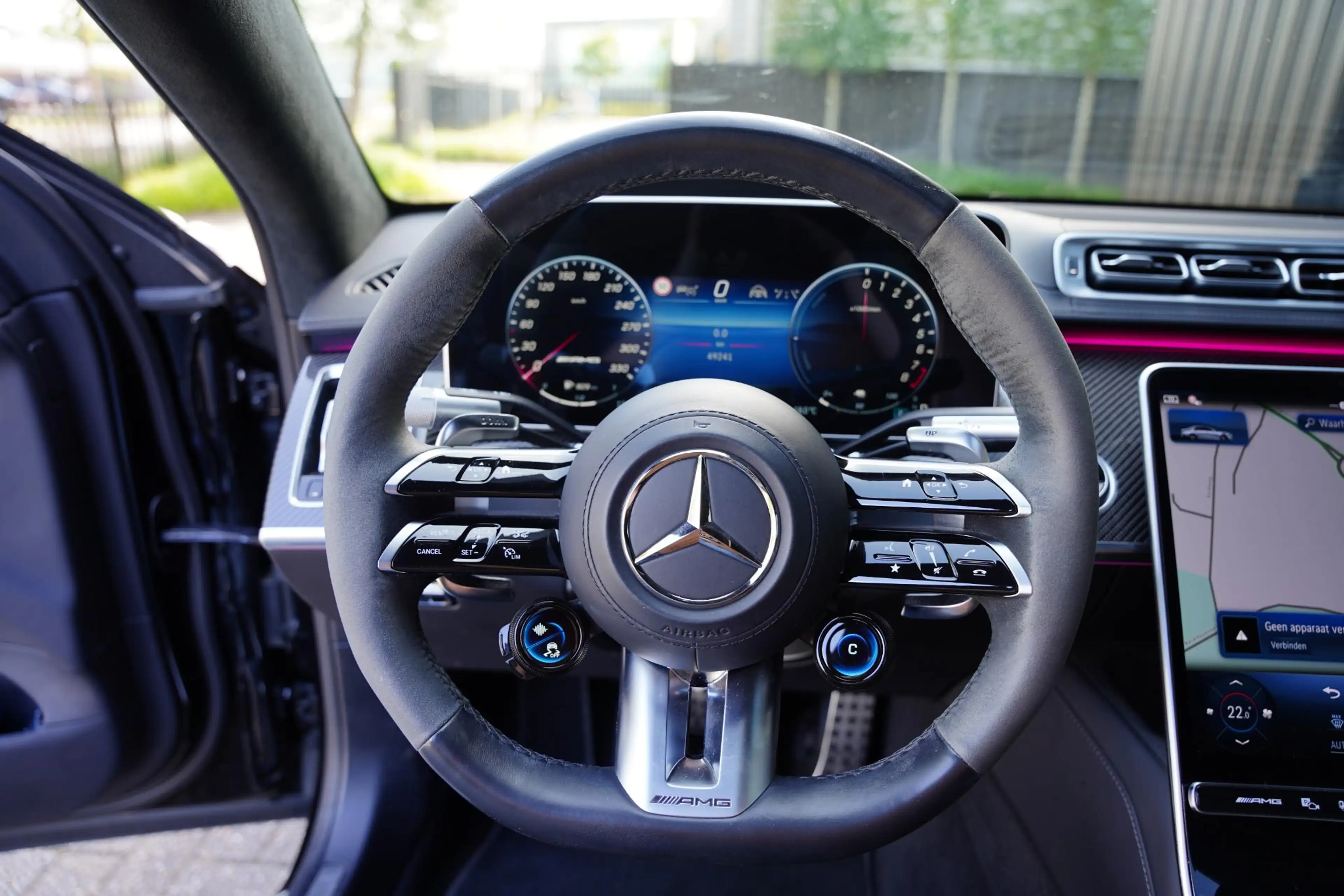 Mercedes-Benz S 63 AMG S E Performance / Carbon Pakket / Burmester — photo 9