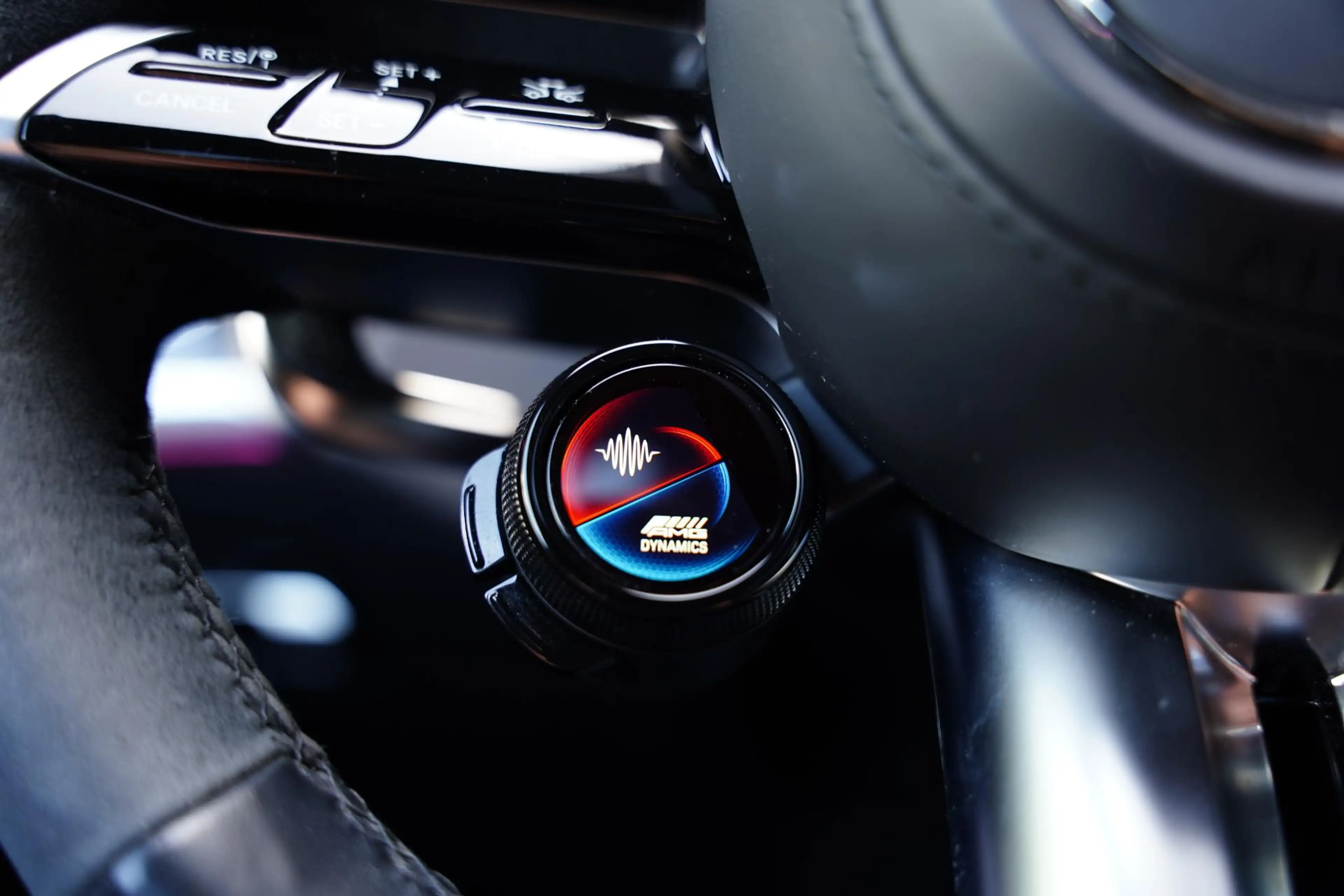 Mercedes-Benz S 63 AMG S E Performance / Carbon Pakket / Burmester — photo 18