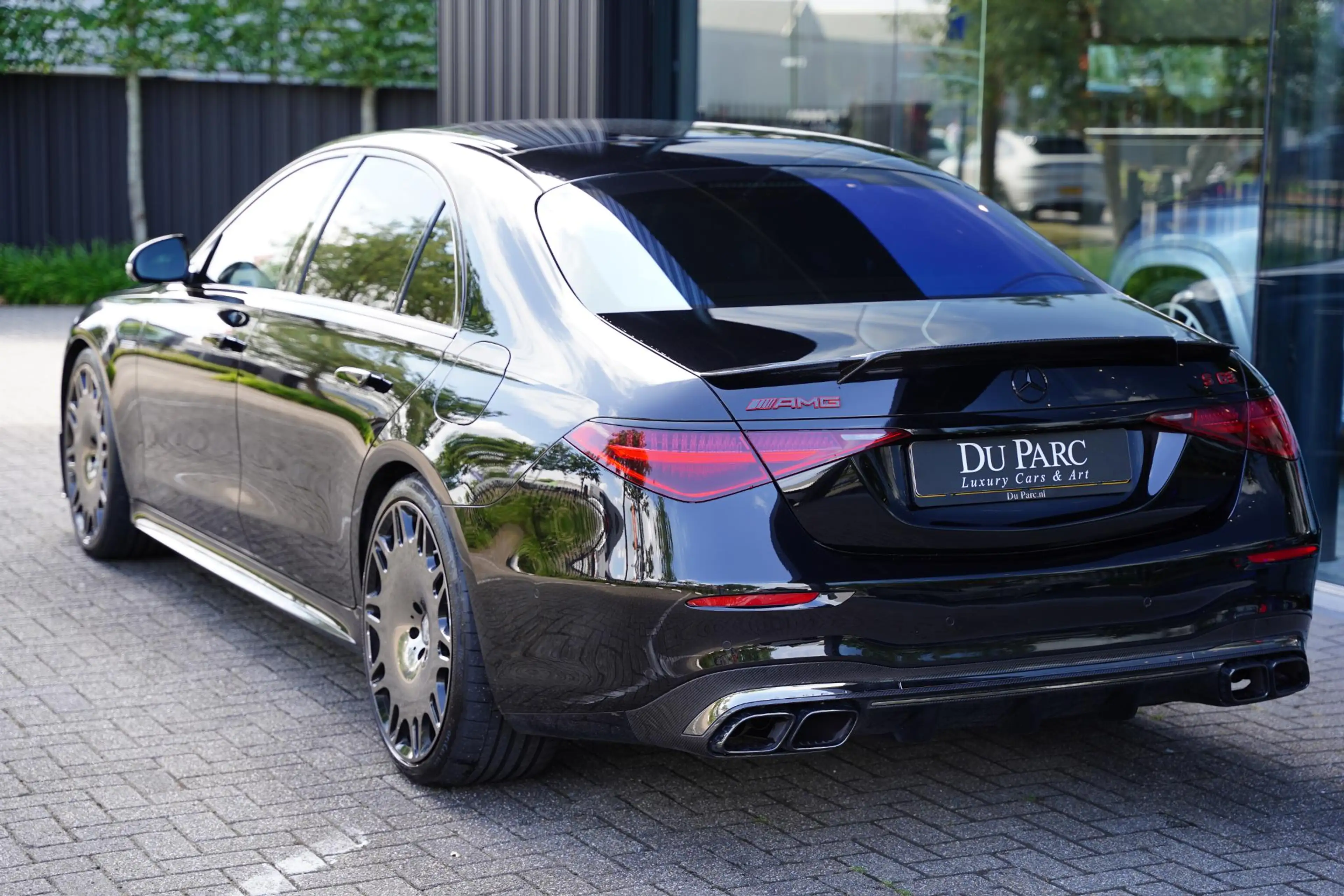 Mercedes-Benz S 63 AMG S E Performance / Carbon Pakket / Burmester — photo 3