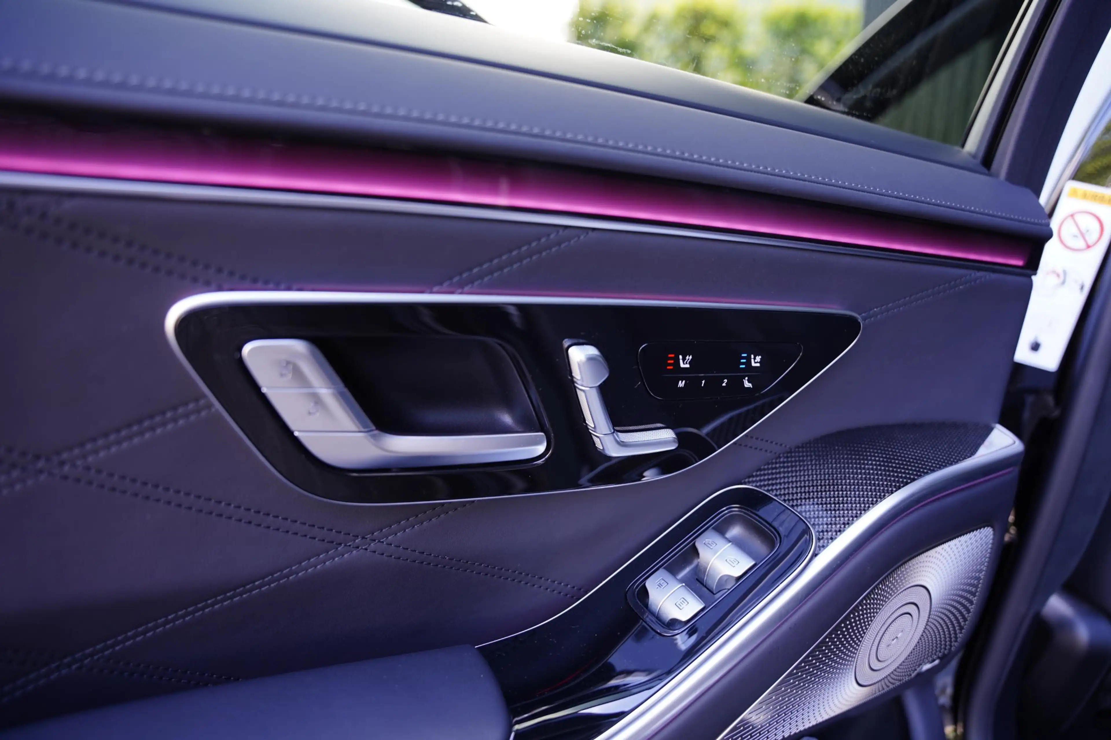 Mercedes-Benz S 63 AMG S E Performance / Carbon Pakket / Burmester — photo 25