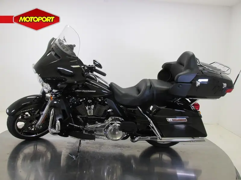 Harley-Davidson Electra Glide - foto 4