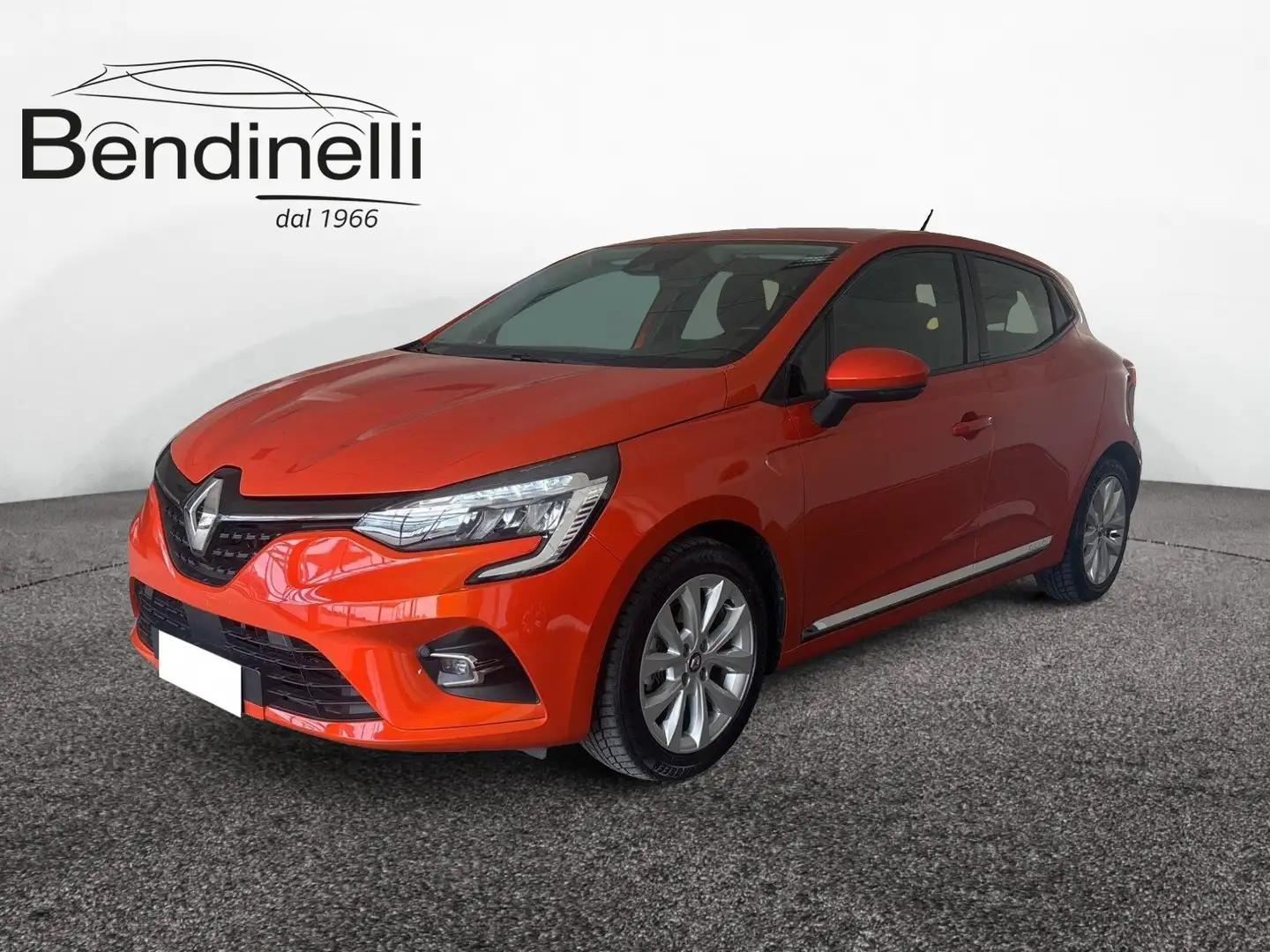 Renault Clio Hybrid E-Tech 140 CV 5 porte Zen Arancione - 1