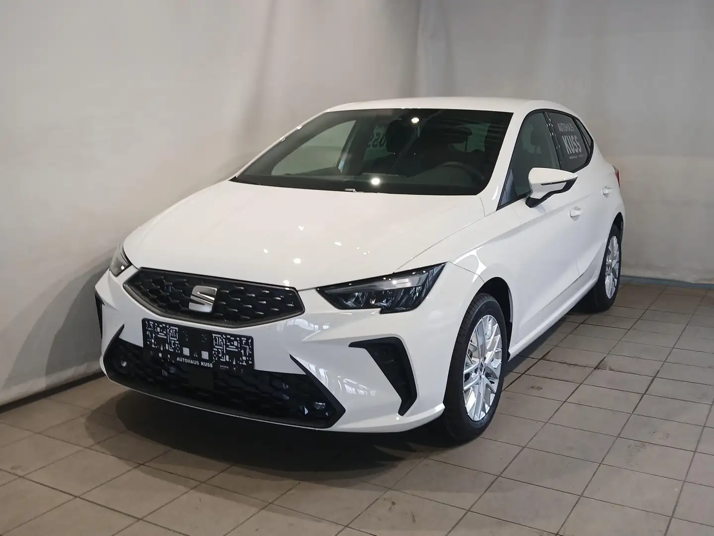 SEAT Ibiza 1.0 TSI 85 kW Style DSG 10 Jahre Garantie Weiß - 1