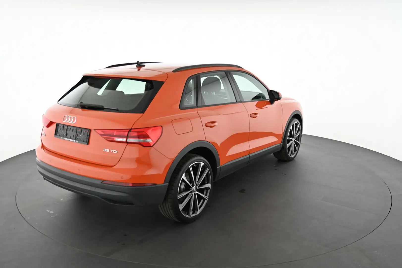 Audi Q3 35 2.0 TDI 150 HK S TRONIC PRESTIGE Pickerl NEU Orange - 2