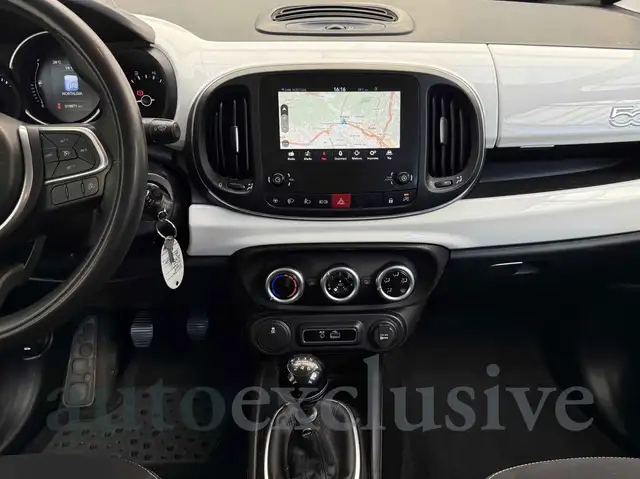 Fiat 500l view 13