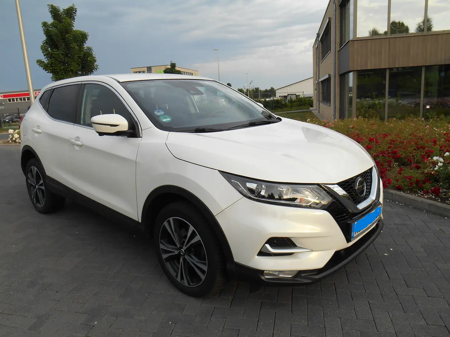 Nissan Qashqai Qashqai 1.7 dCi Xtronic ALL-MODE 4x4i N-CONNECTA Weiß - 1