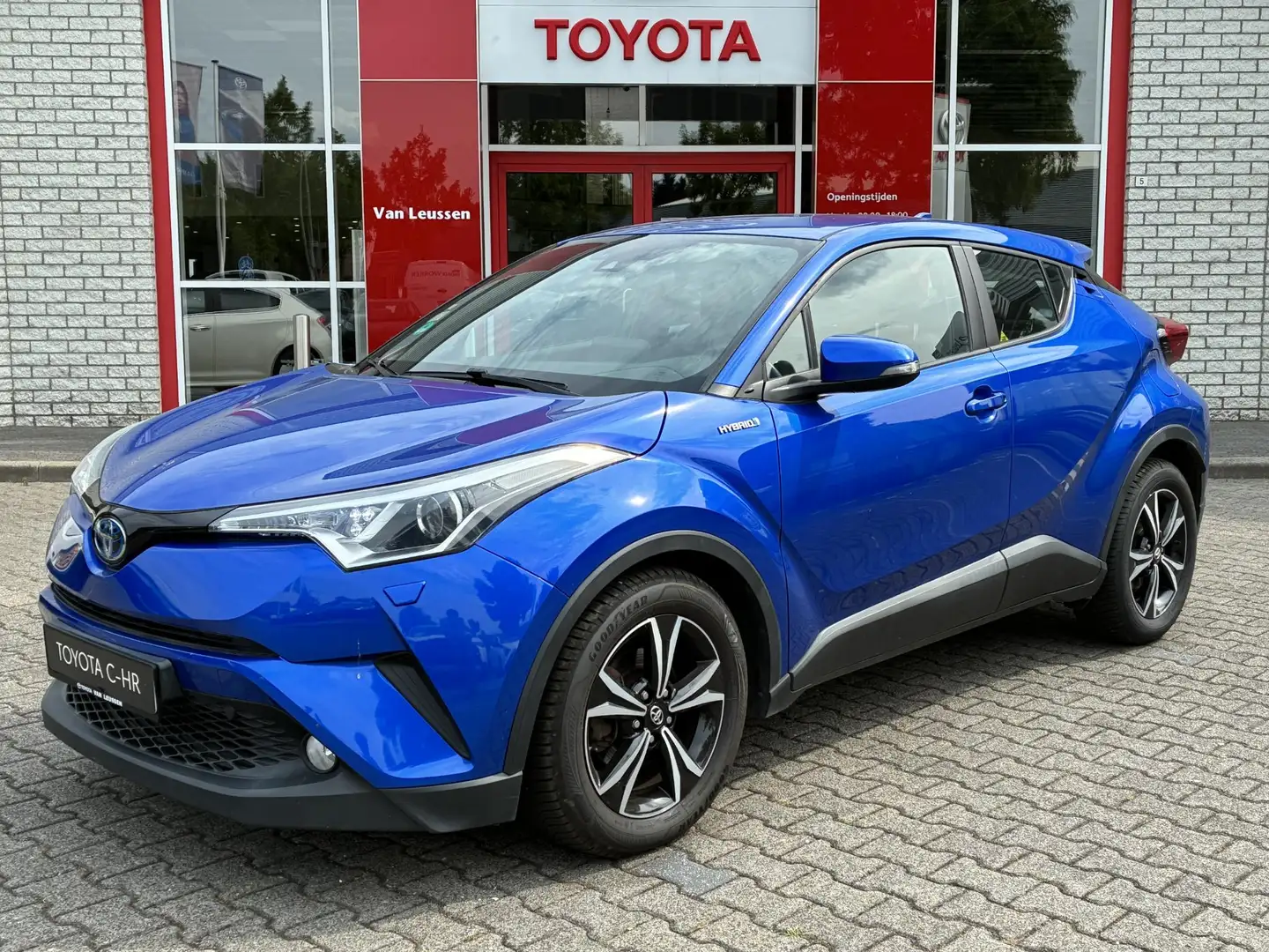 Toyota C-HR 1.8 HYBRID STOELVERW KEYLESS-START BLUETOOTH CLIMA Blauw - 1