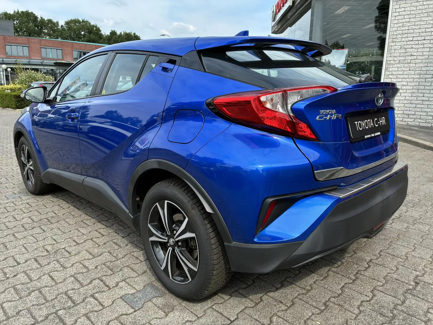 Toyota C-HR 1.8 HYBRID STOELVERW KEYLESS-START BLUETOOTH CLIMA Blauw - 2