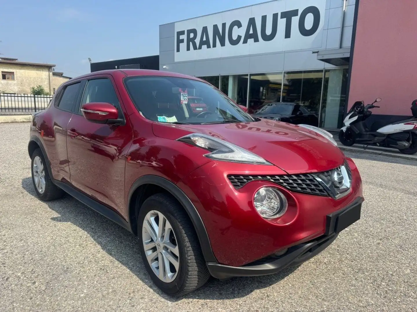 Nissan Juke 1.5 dCi Start&Stop Tekna Rosso - 2