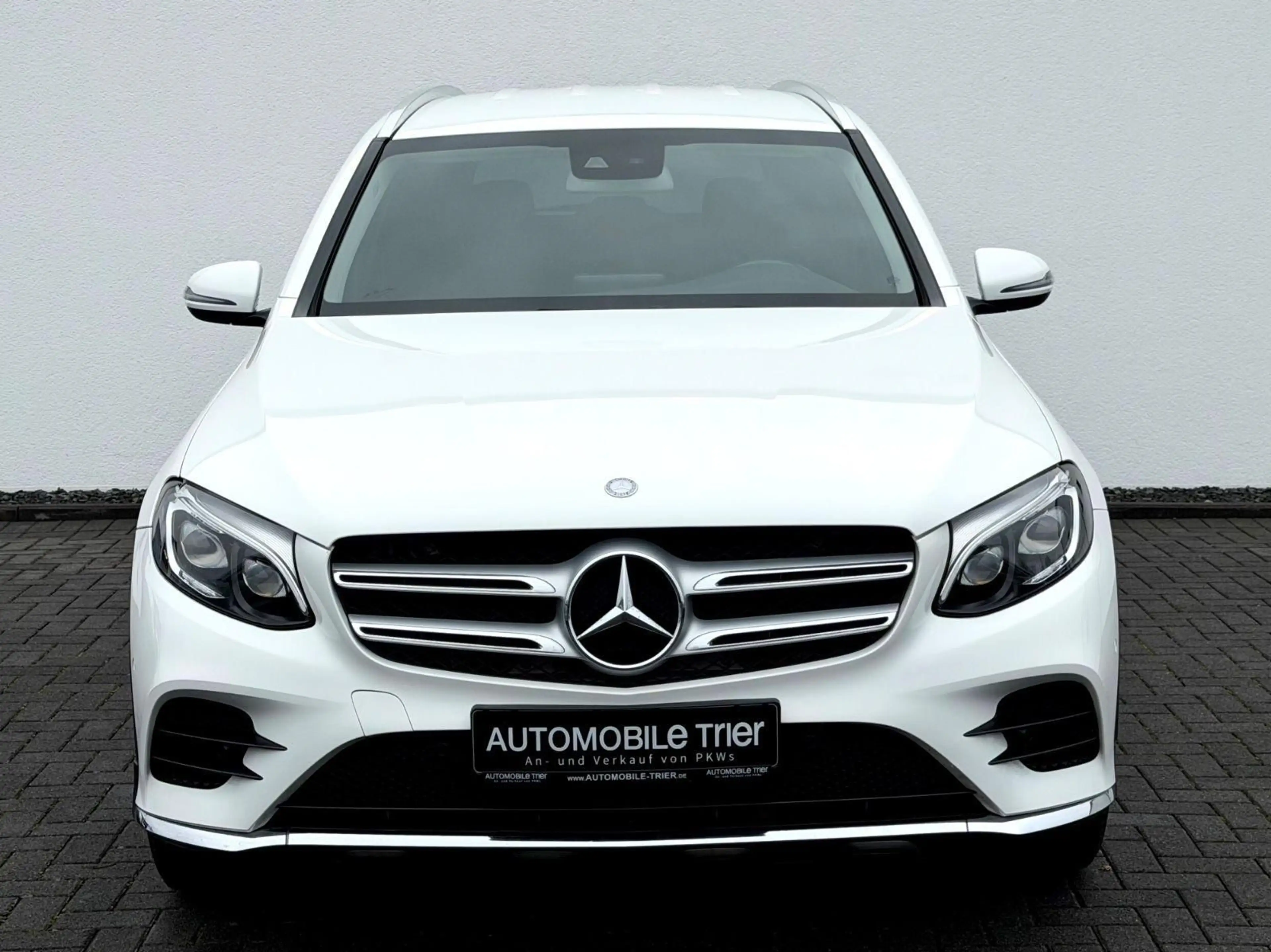 Mercedes-Benz GLC 250 d 4Matic Amg Line / NAVI/LED/AHK/1.HAND/ — photo 2