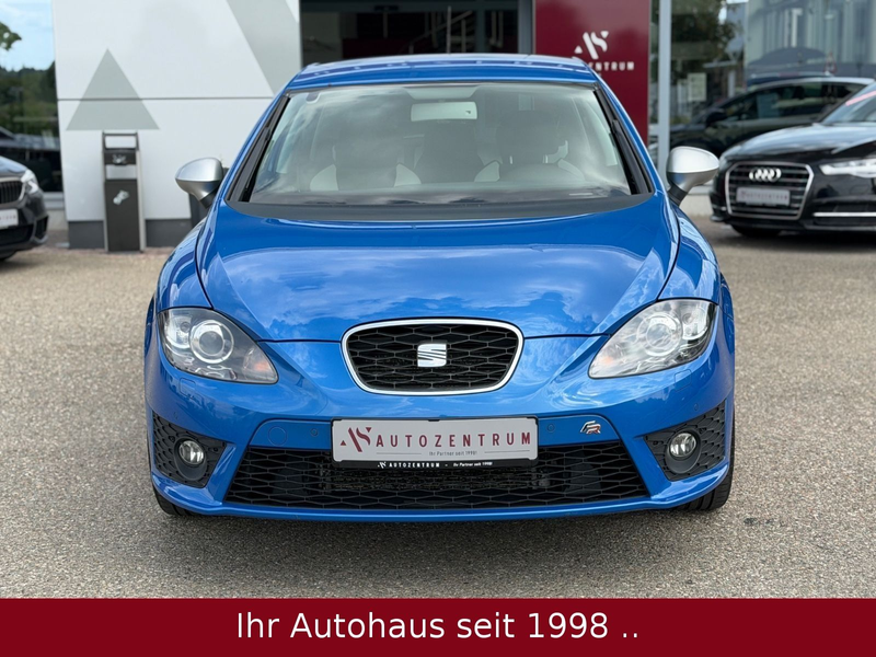 SEAT Leon 2.0 TDI FR DPF *I.HAND/BI-XENON/NAVI/PDC* — photo 4