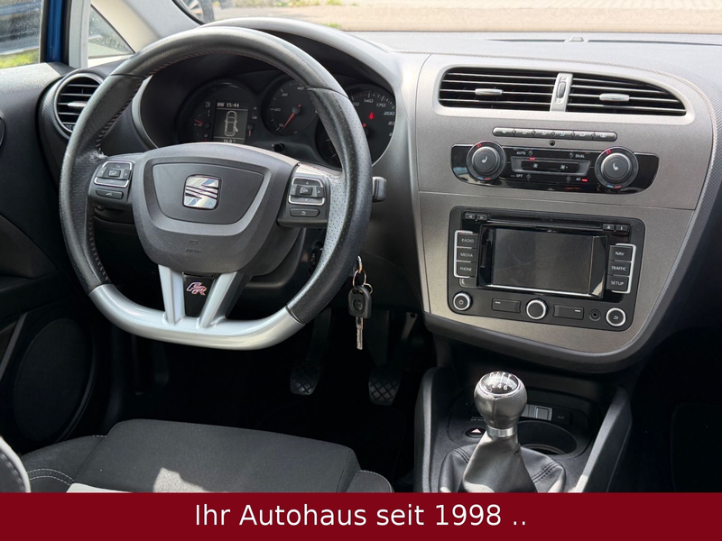 SEAT Leon 2.0 TDI FR DPF *I.HAND/BI-XENON/NAVI/PDC* — photo 15