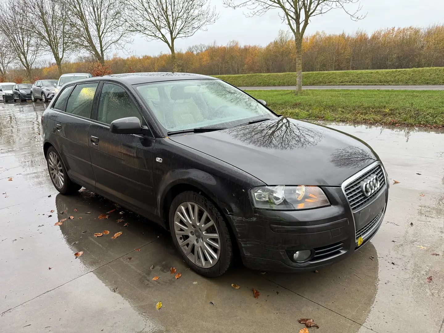 Audi A3 A3 Sportback 1.6i 16v FSI Ambiente - 2