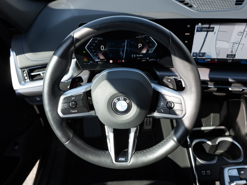 BMW X1 sDrive 18i M-Sport LED ACC NAVI KAMERA SHZ — photo 13
