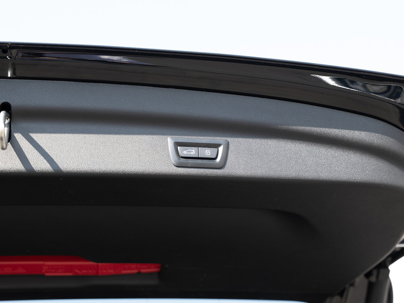 BMW X1 sDrive 18i M-Sport LED ACC NAVI KAMERA SHZ — photo 12