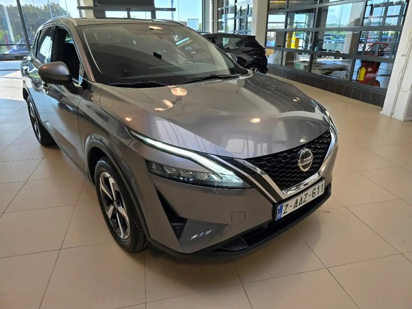 Nissan Qashqai 1.3 DIG-T MHEV N-Connecta MT6 * GPS Grau - 2