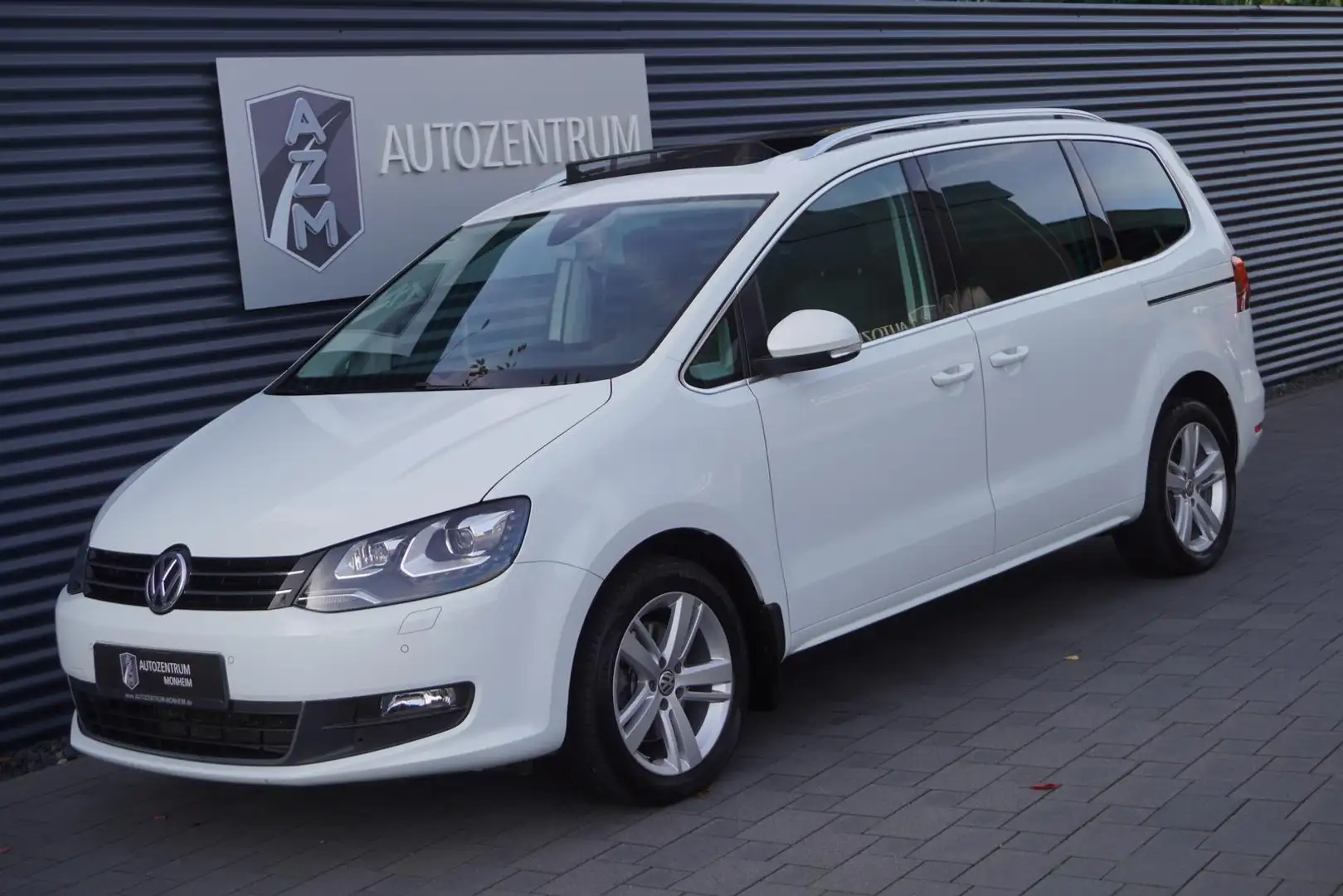 Volkswagen Sharan 1.4 TSI 7-SITZER|PANORAMA|KAMERA|NAVI|AHK Weiß - 2