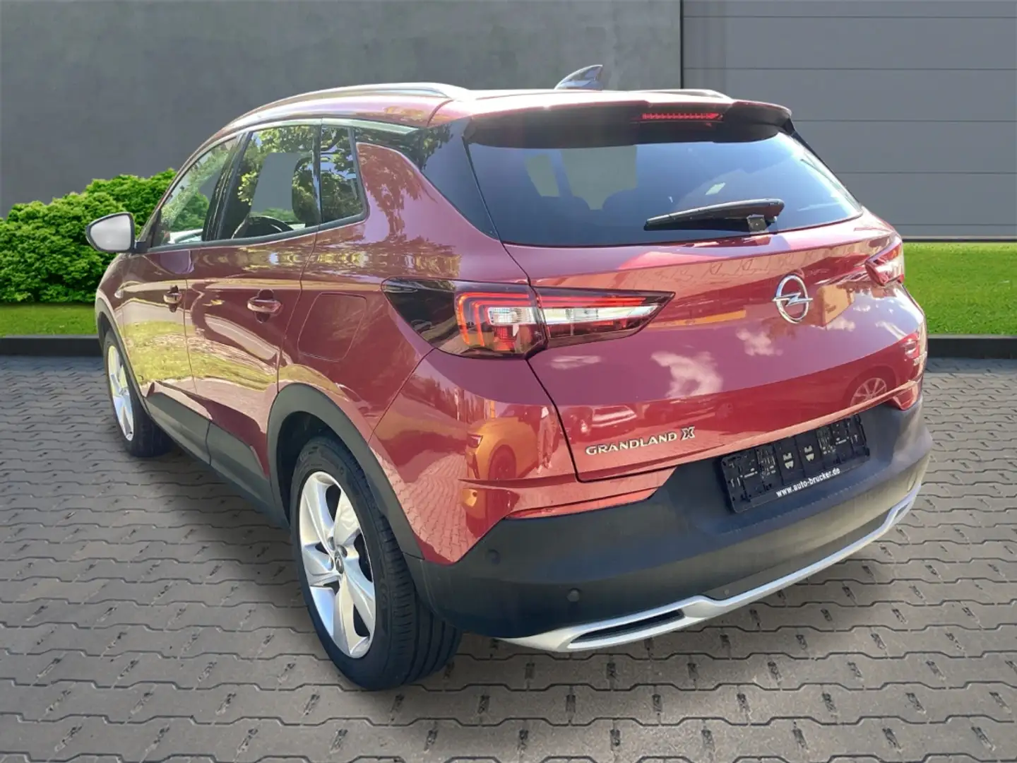 Opel Grandland Business Elegance Plug-in-Hybrid 1.6 Turbo Hybrid Rot - 2