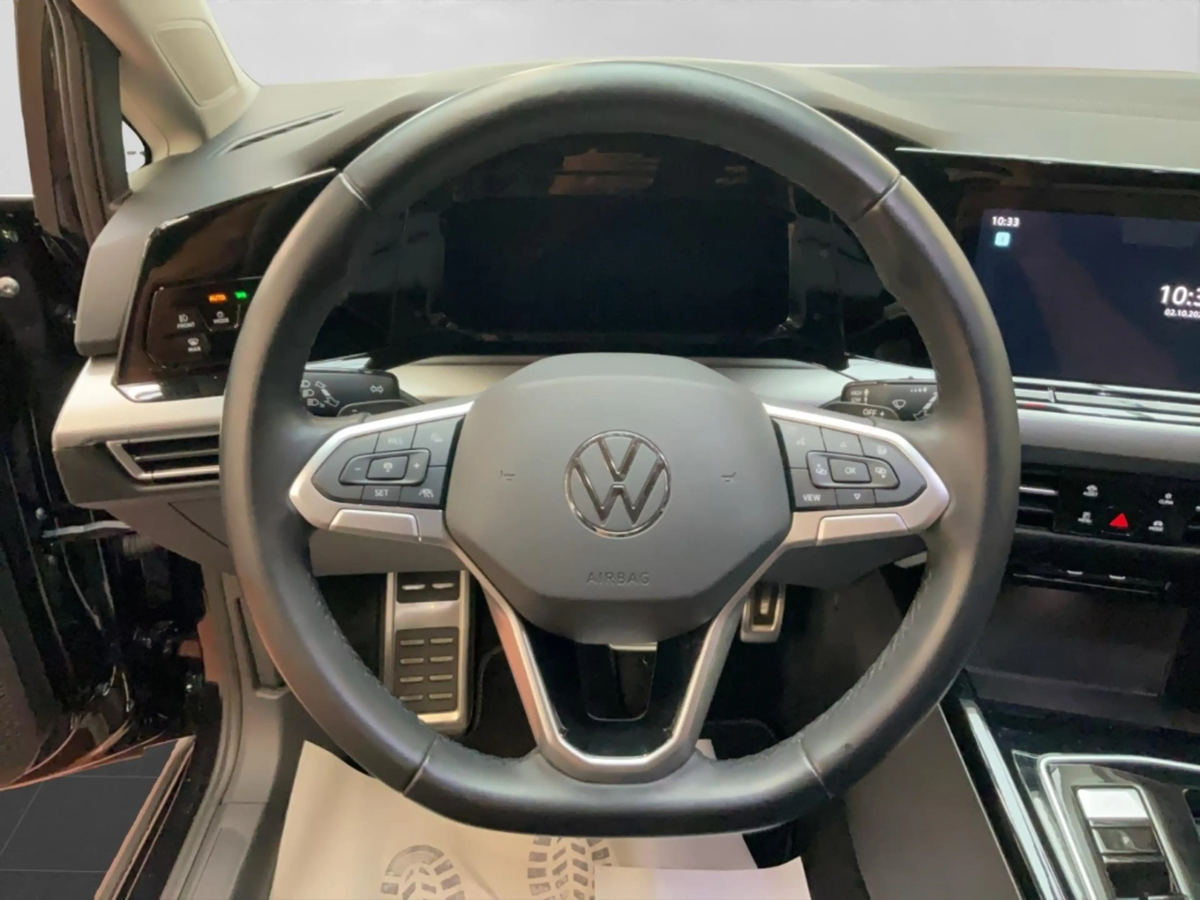 Volkswagen Golf Variant VIII Alltrack 2.0 TDI 4Motion Alu Matrix-LED AHK P — photo 9