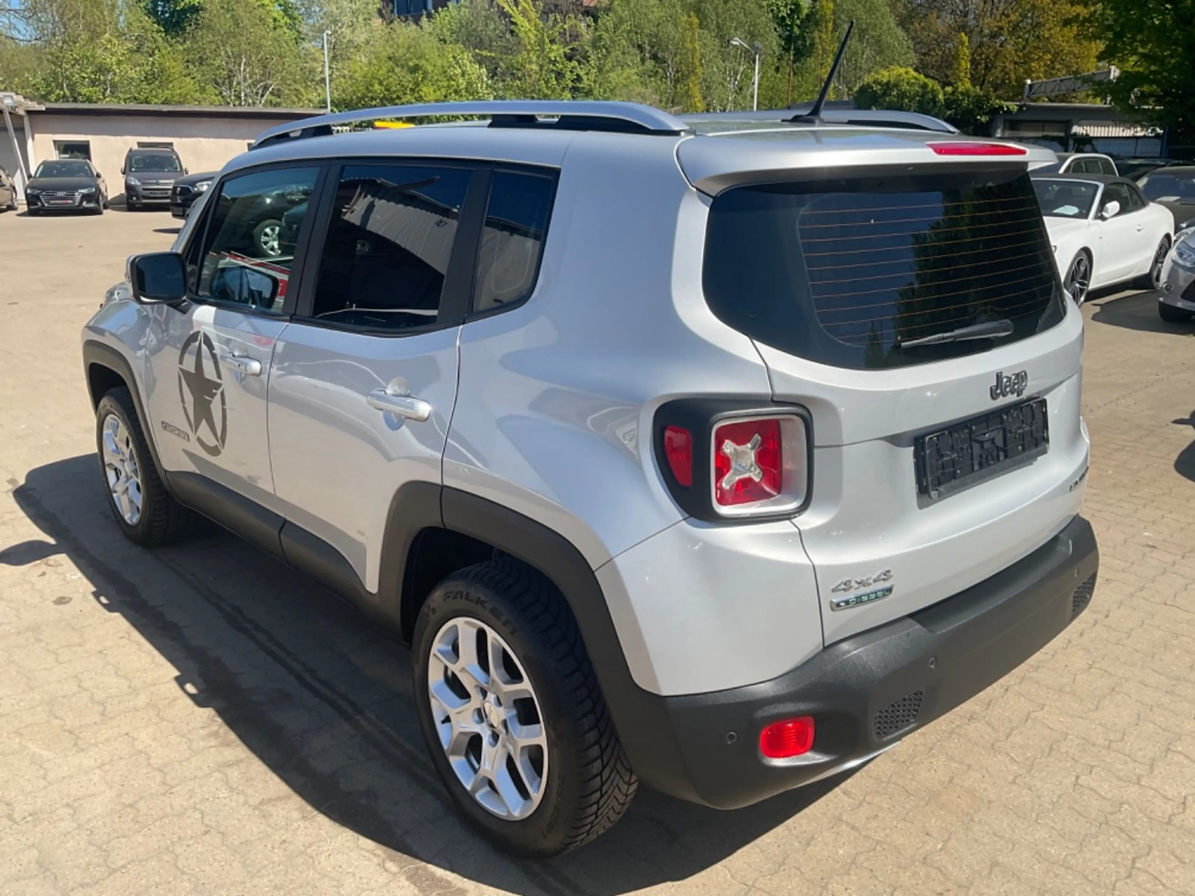 Jeep Renegade Limited 4x4 ALLRAD TÜV 06.2026 — photo 10