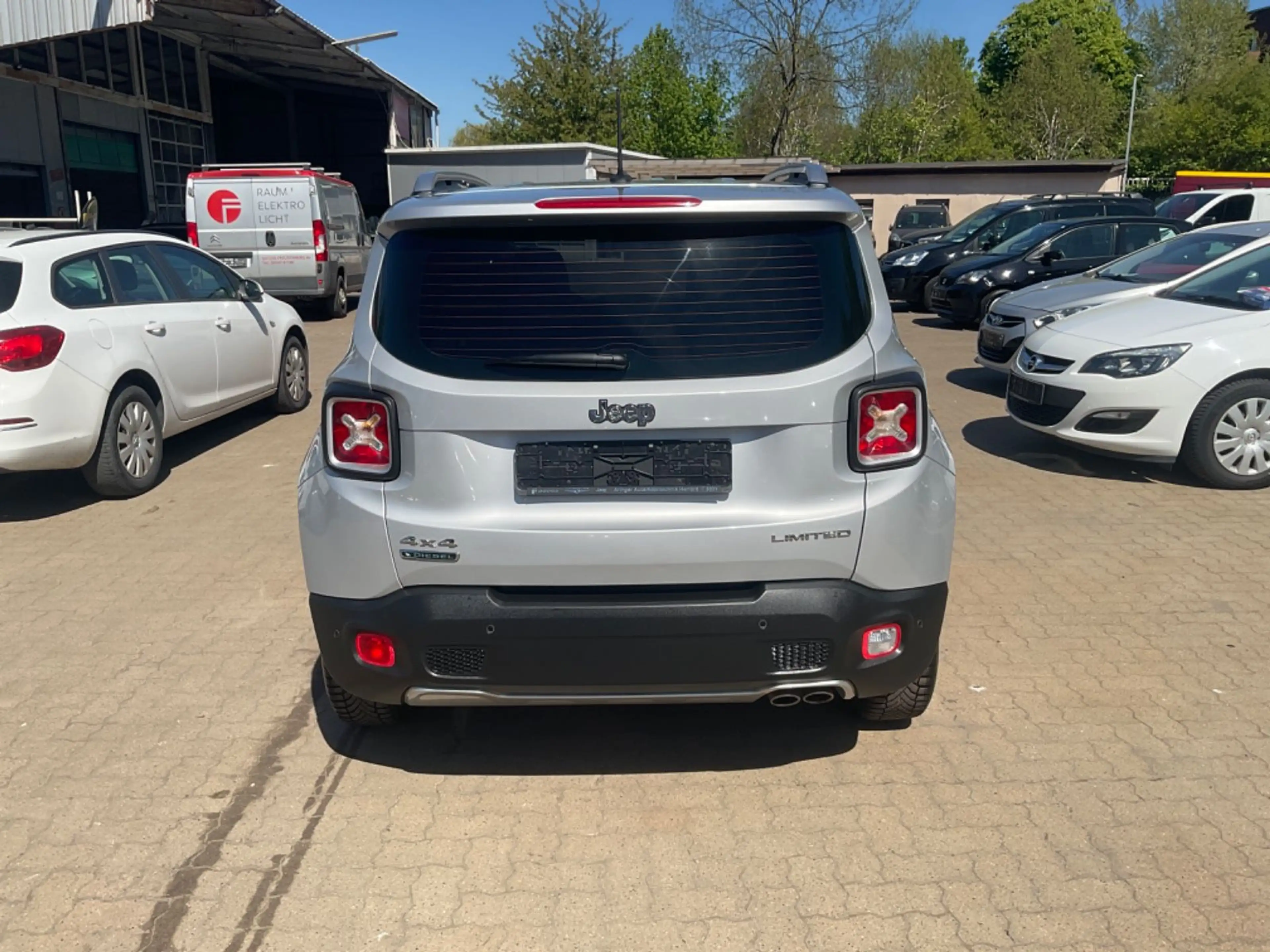 Jeep Renegade Limited 4x4 ALLRAD TÜV 06.2026 — photo 9