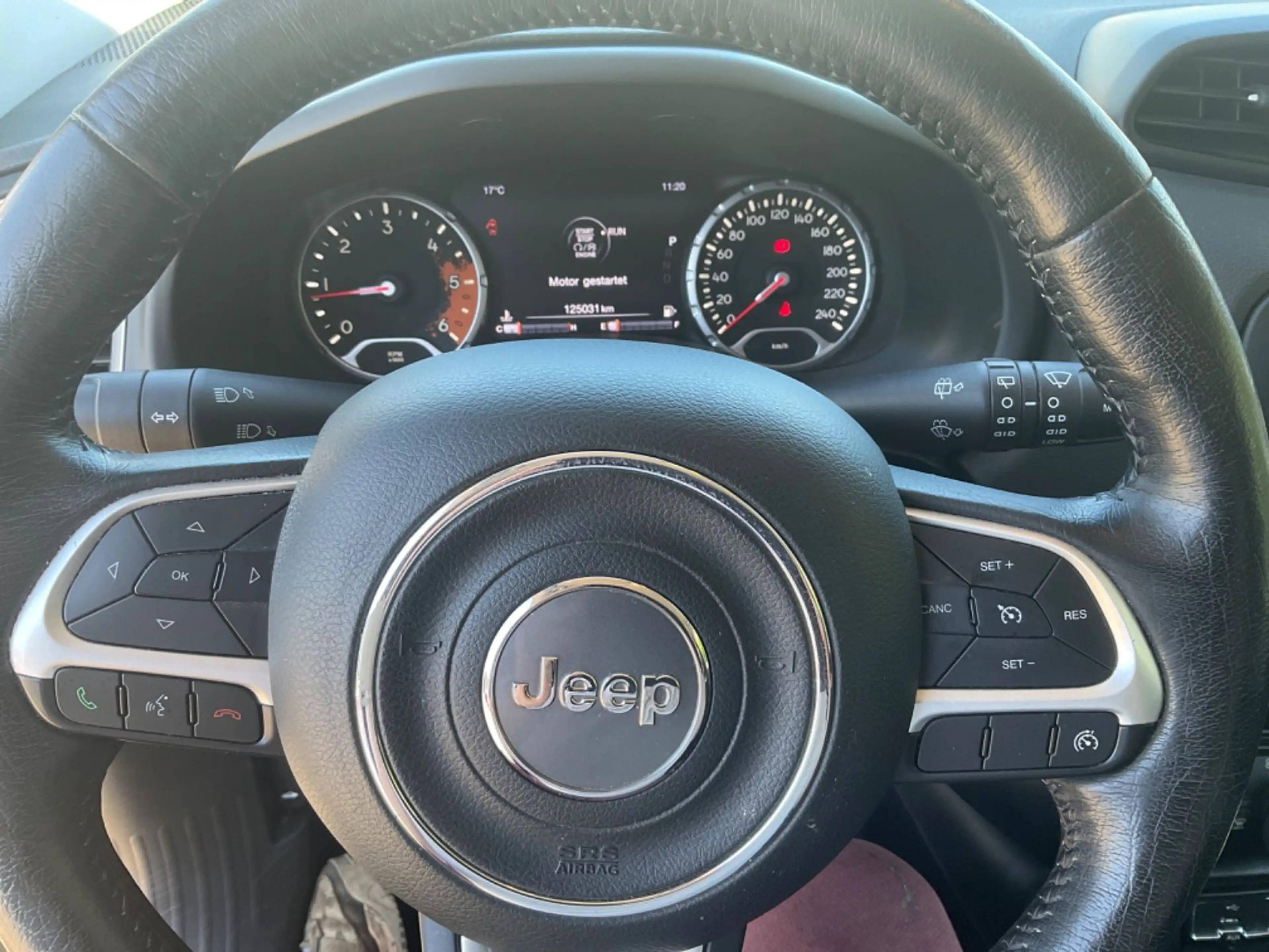 Jeep Renegade Limited 4x4 ALLRAD TÜV 06.2026 — photo 12