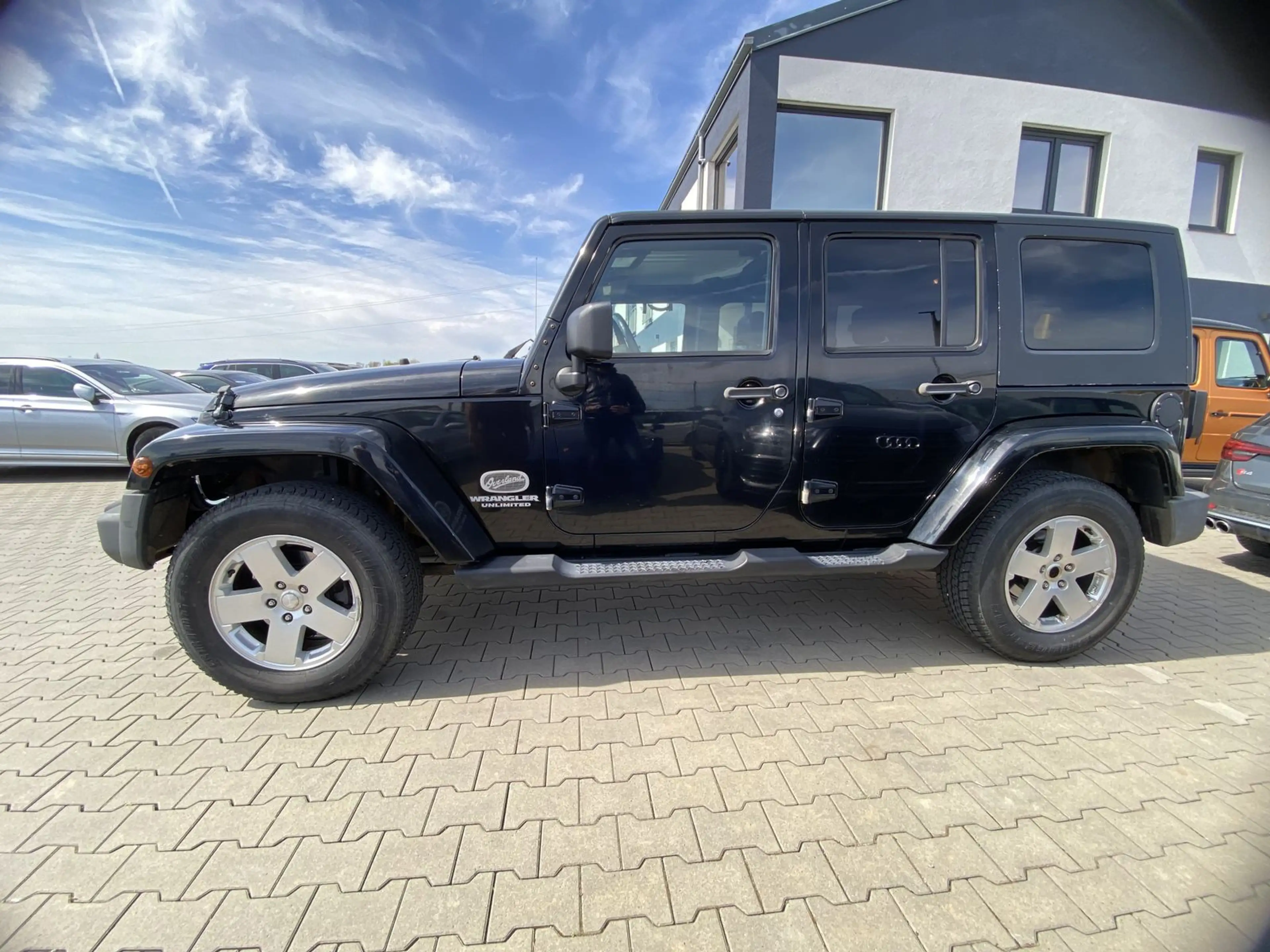 Jeep Wrangler Sahara/Leder/Navi/TÜN NEU/SOFTTOP — photo 7