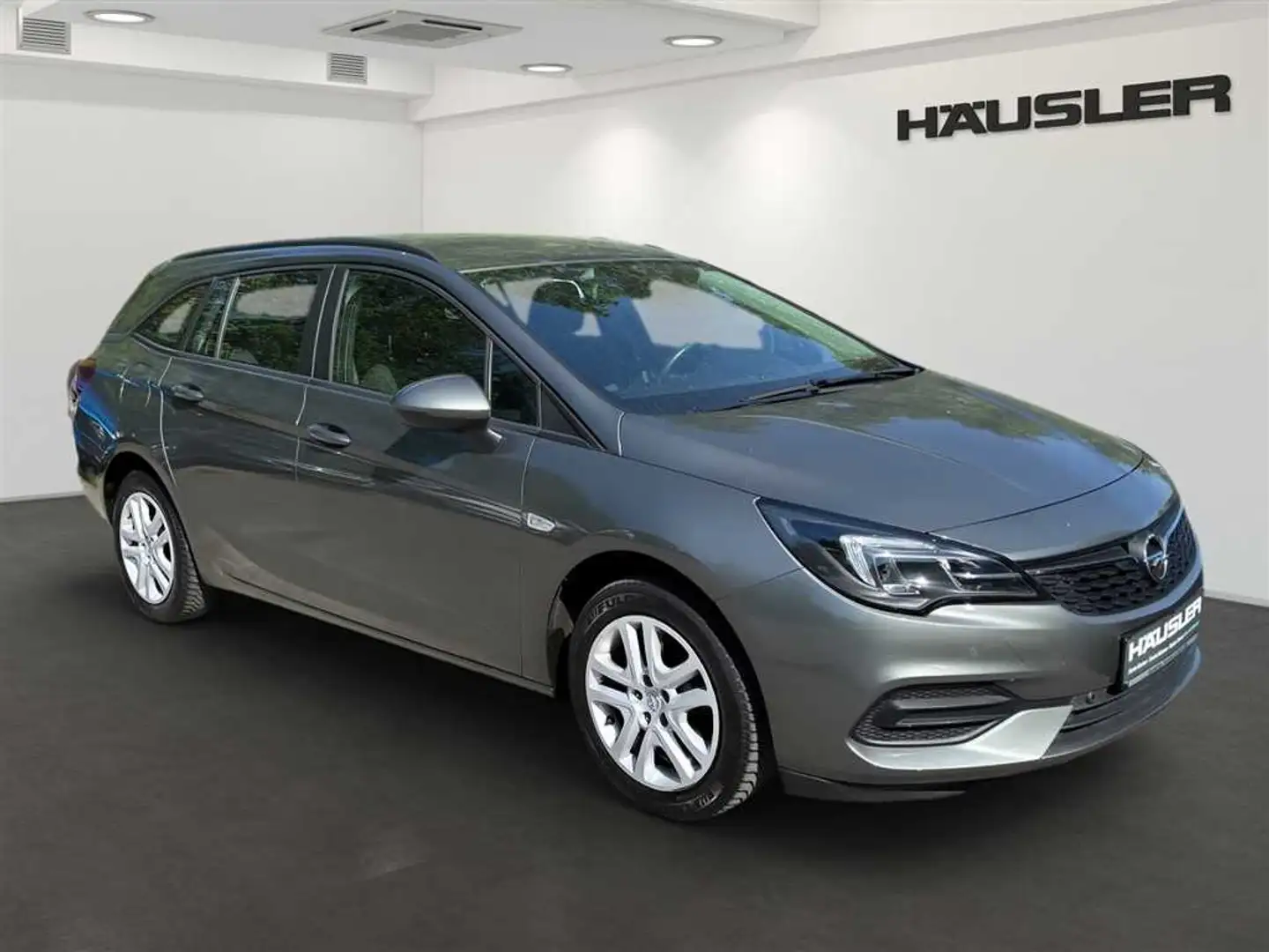 Opel Astra ST 1.2 Edition *Sitz-&Lenkradheiz.*Parksensoren*LE Grijs - 2