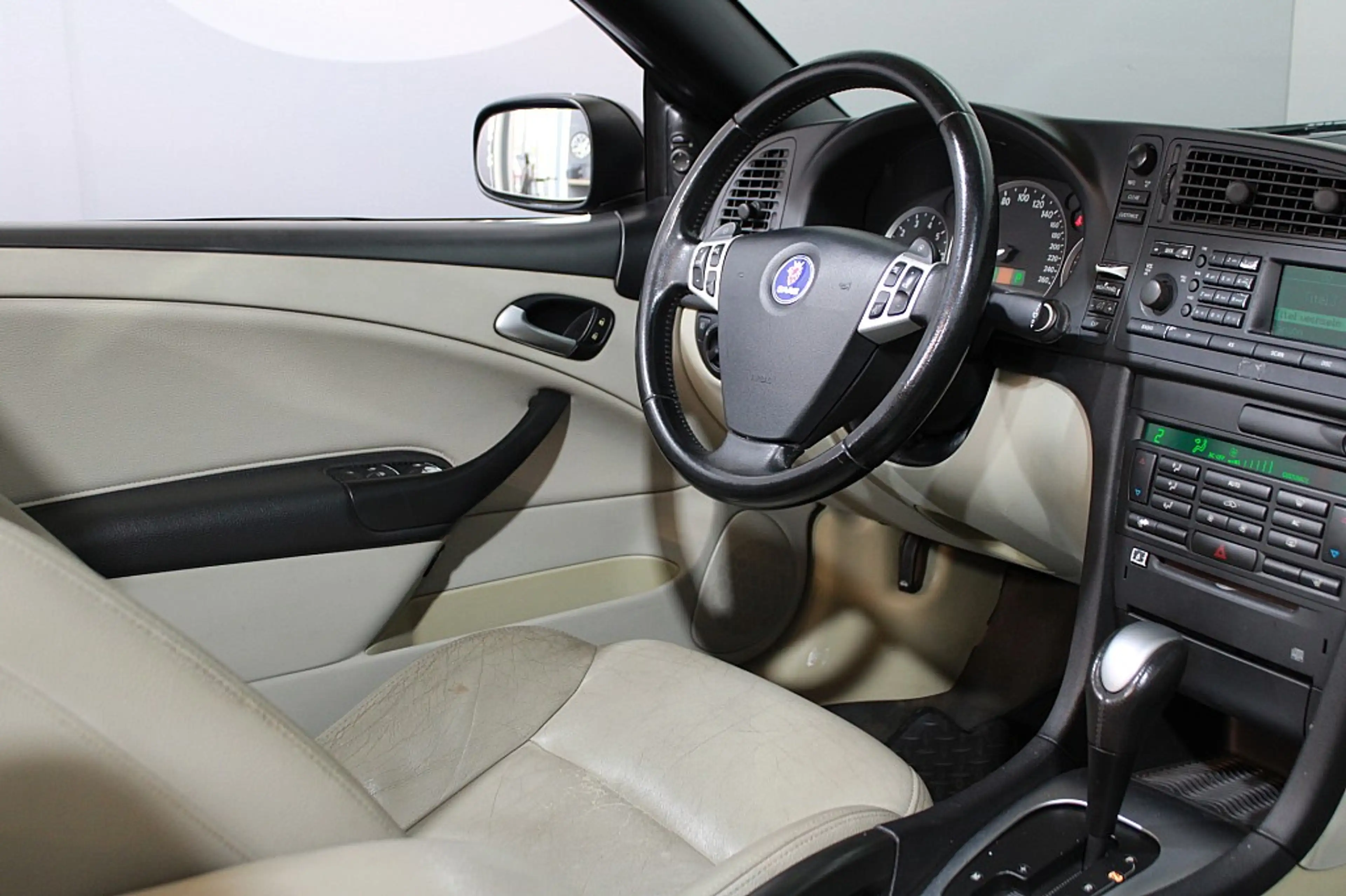 Saab 9-3 Cabrio Vector — photo 15