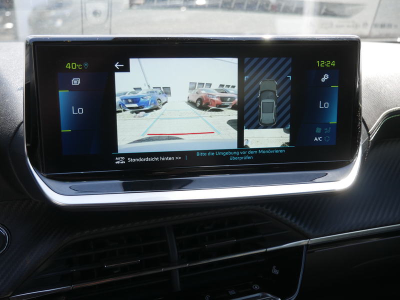 Peugeot e-2008 — photo 10