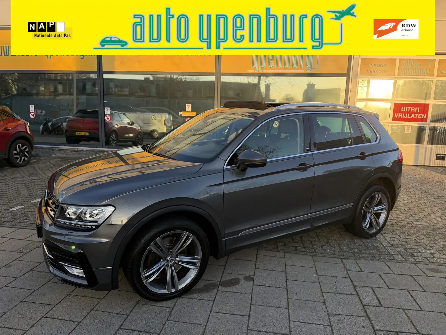 Volkswagen Tiguan 2.0 TSI 4Motion Highline * 157.890 Km * Panoramada Grau - 1