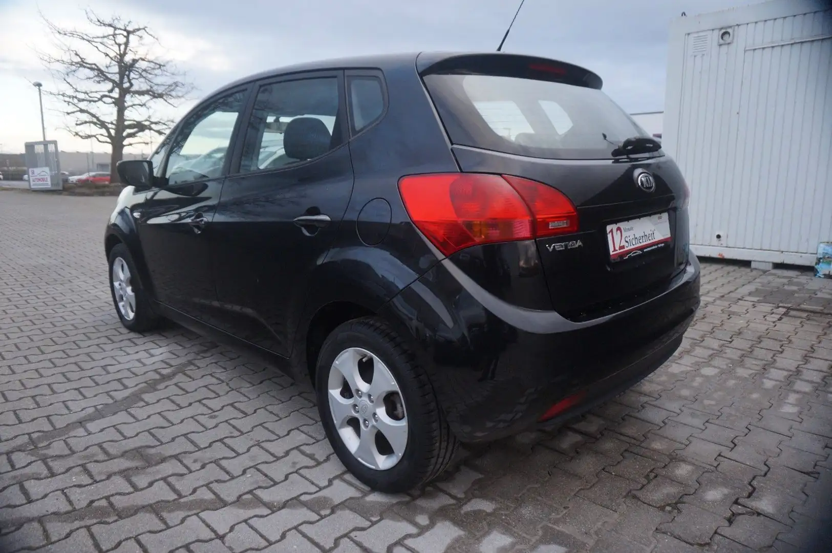 Kia Venga Edition NAVI*SHZG*1.HAND*CarGarantie* Чёрный - 2