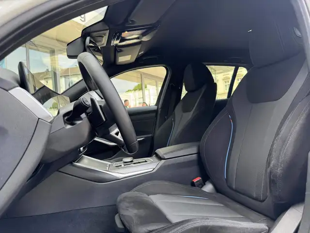 BMW M view 8