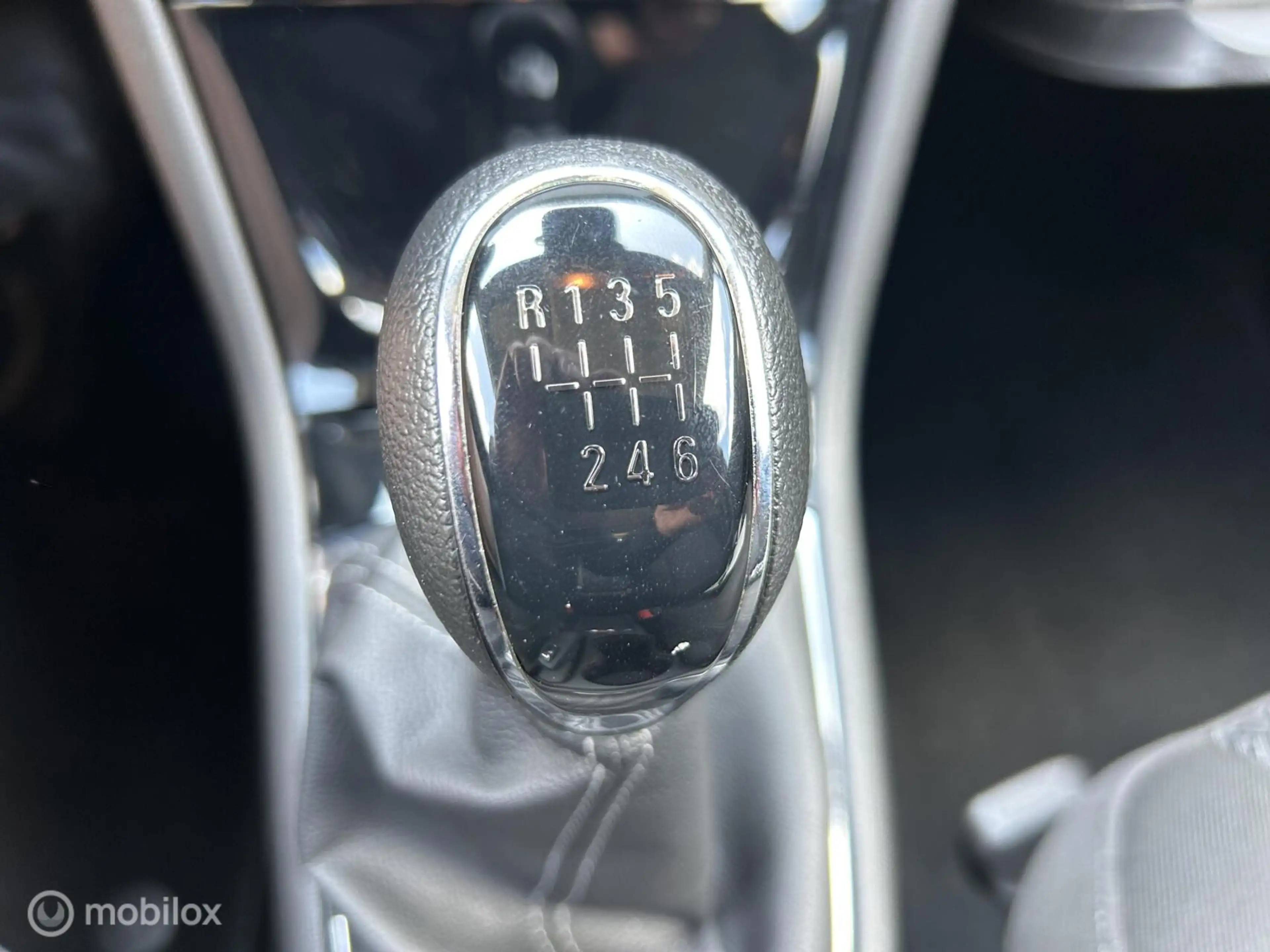 Opel Mokka X 1.6 Selection — photo 13