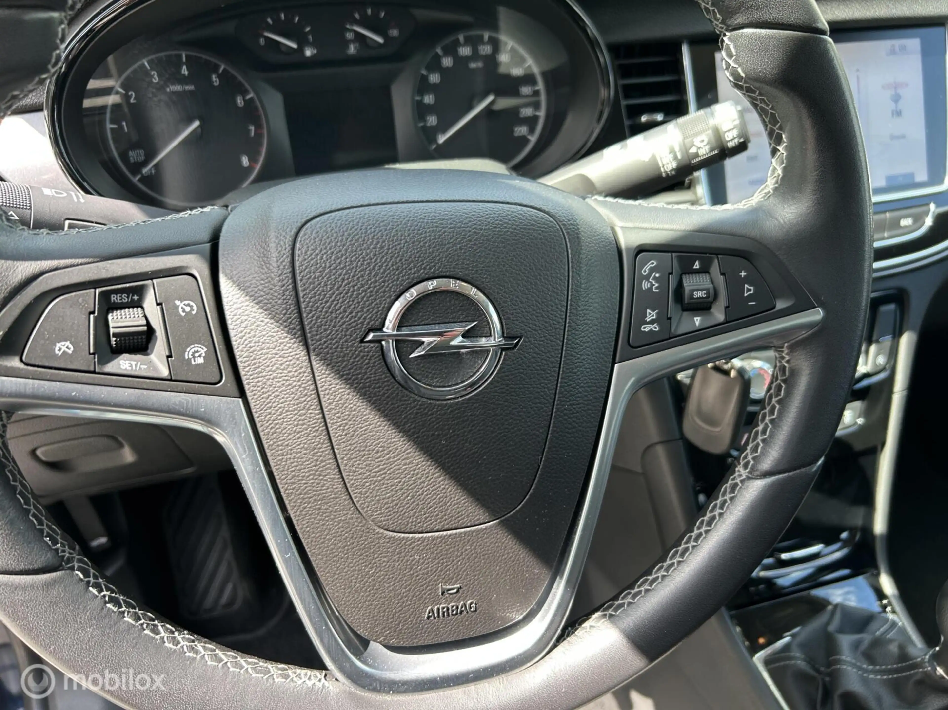 Opel Mokka X 1.6 Selection — photo 10