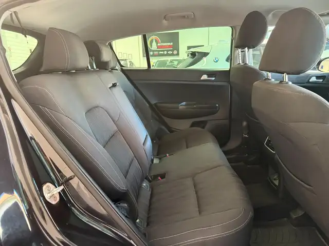 Kia Sportage view 8