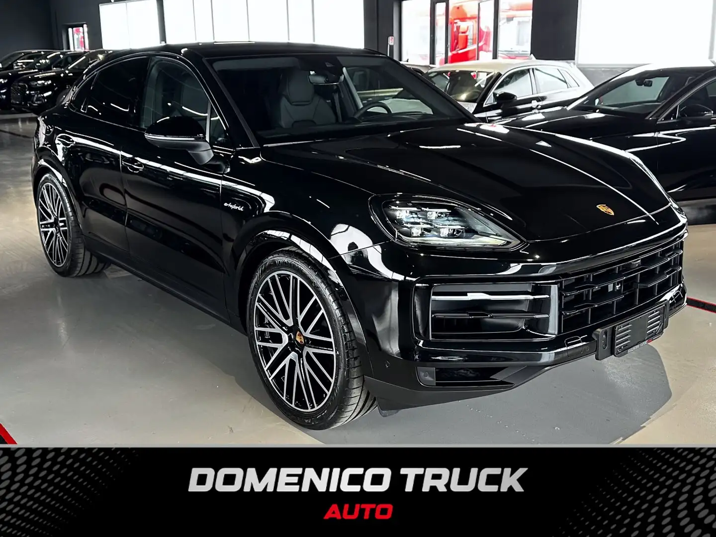 Porsche Cayenne Coupé  3.0 V6 E-Hybrid 470 cv display pass. Schwarz - 1