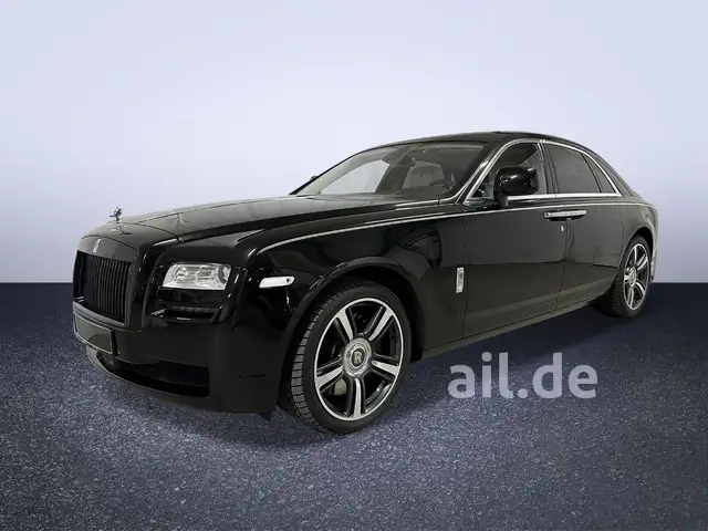 Rolls-Royce Ghost EWB 6.6 V12 Automatik