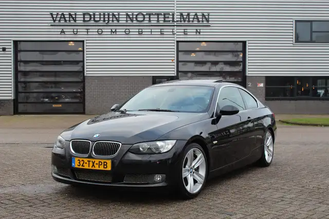 BMW 335 3-serie Coupé 335i High Executive / Keyless / Schu