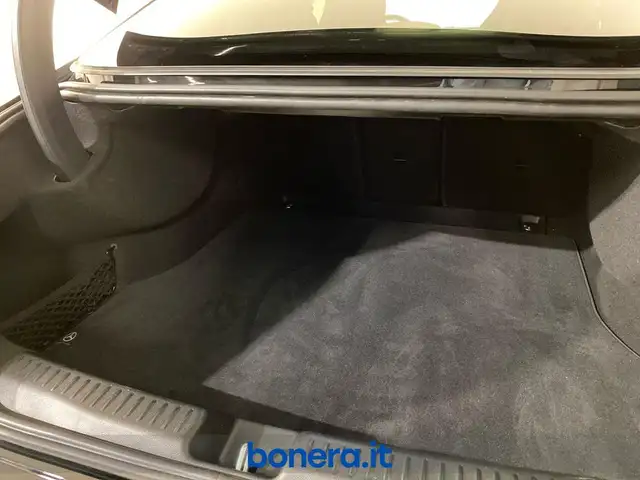 Mercedes-Benz CLA view 9