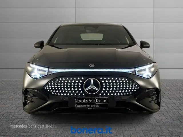 Mercedes-Benz CLA view 4