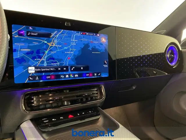 Mercedes-Benz CLA view 13
