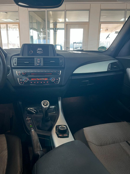 BMW 116 i Urban Line PDC Sitzheizung Bluetooth 1.HD — photo 10