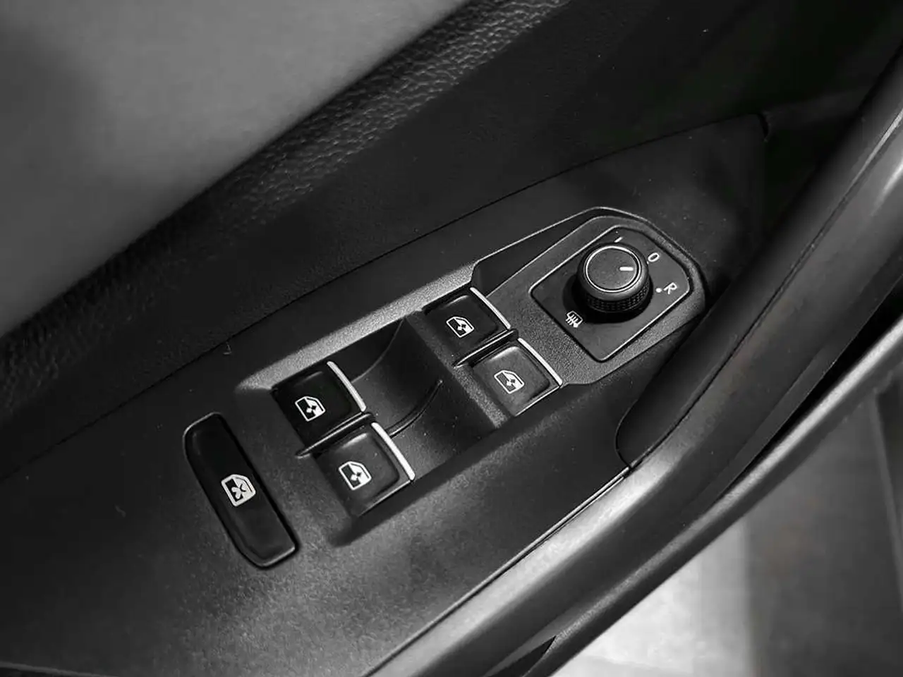 Volkswagen Jetta снимка Volkswagen Jetta
