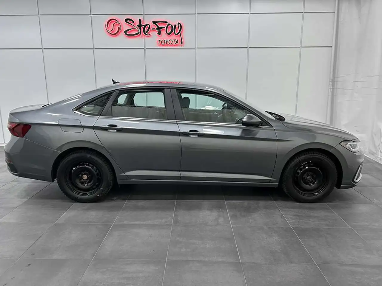 Volkswagen Jetta снимка Volkswagen Jetta
