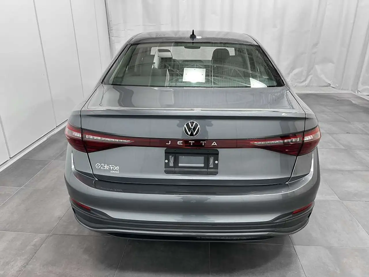 Volkswagen Jetta снимка Volkswagen Jetta