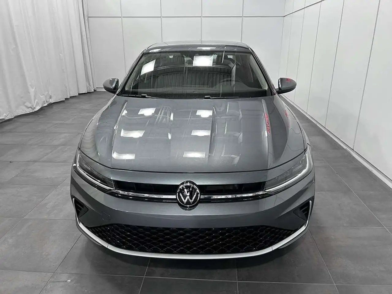 Volkswagen Jetta снимка Volkswagen Jetta