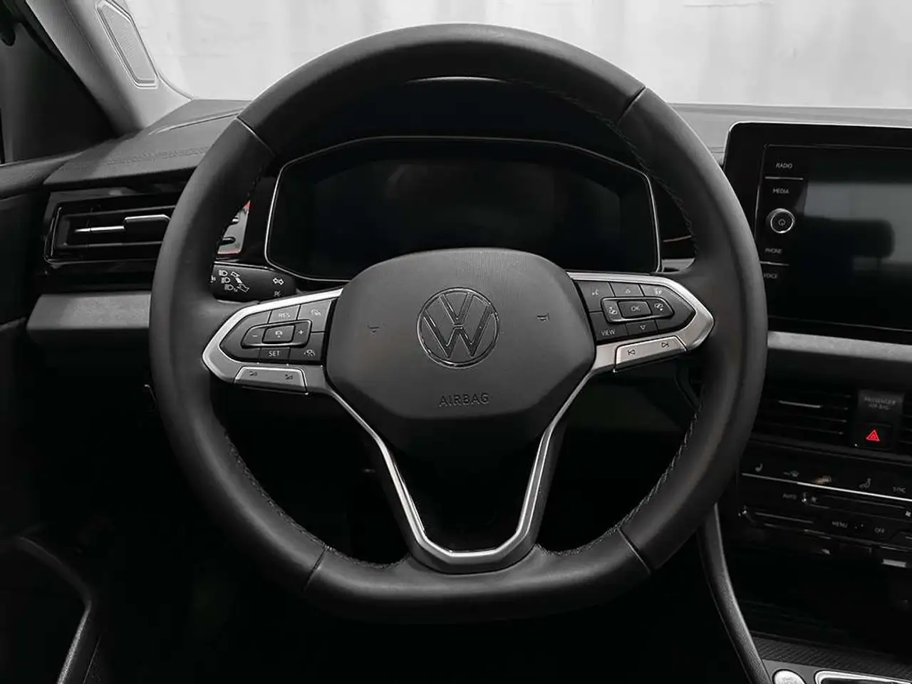 Volkswagen Jetta снимка Volkswagen Jetta
