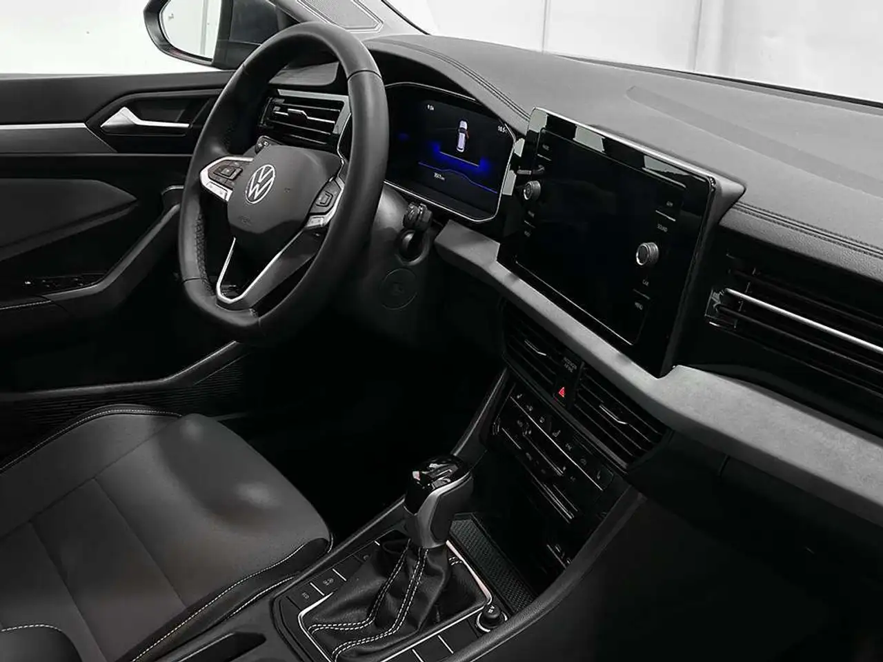 Volkswagen Jetta снимка Volkswagen Jetta